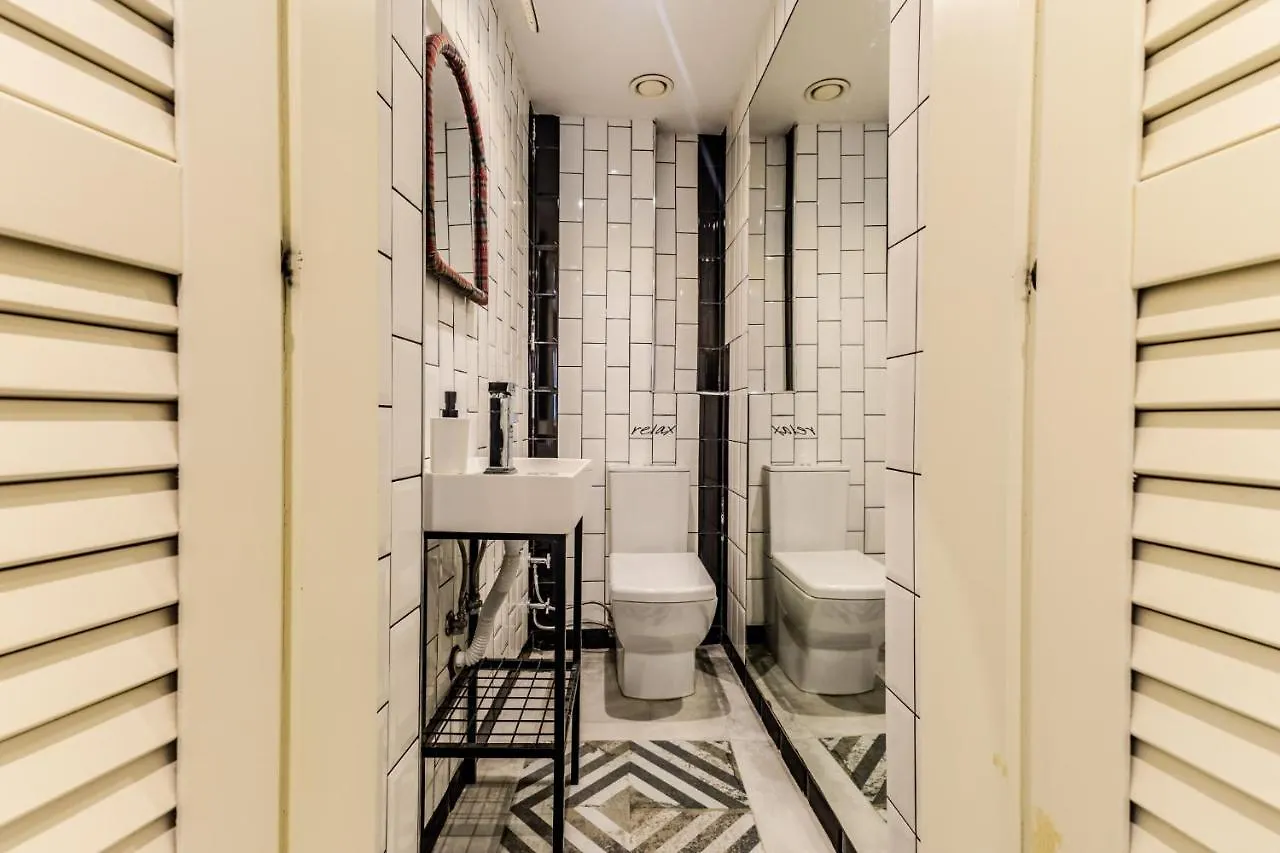 イスタンブールModern Designed Cozy Studio Flat In Beyogluアパートメント アパート